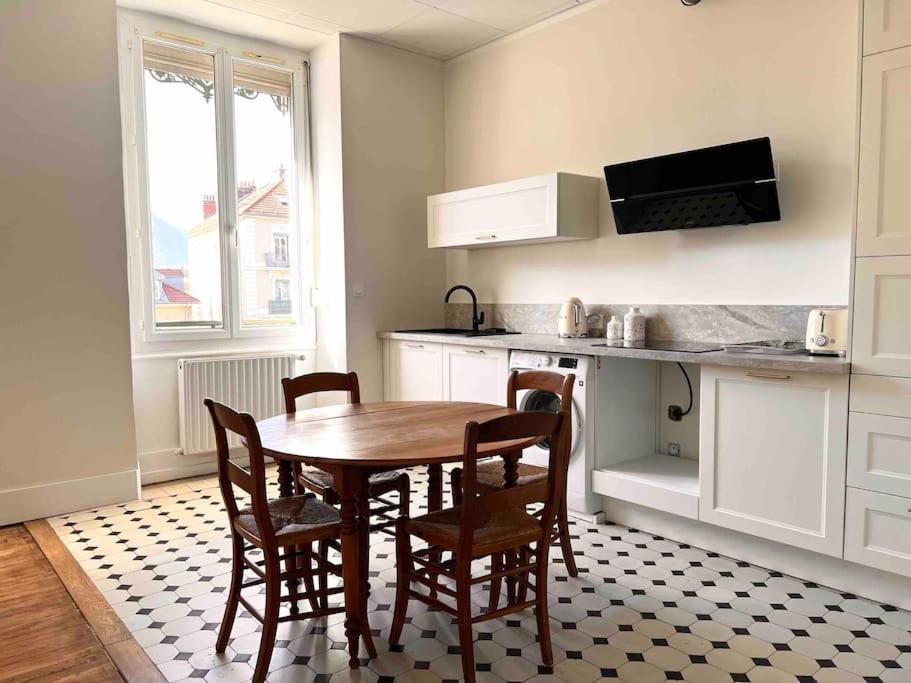 Appartement Entierement Renove Proche Gare Grenoble Extérieur photo